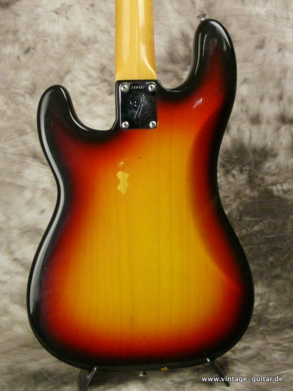 Fender _Precision-Bass_1968-oval-tuners-sunburst-004.JPG